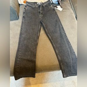 NWT Re/Done 70s crop Jean’s size 28